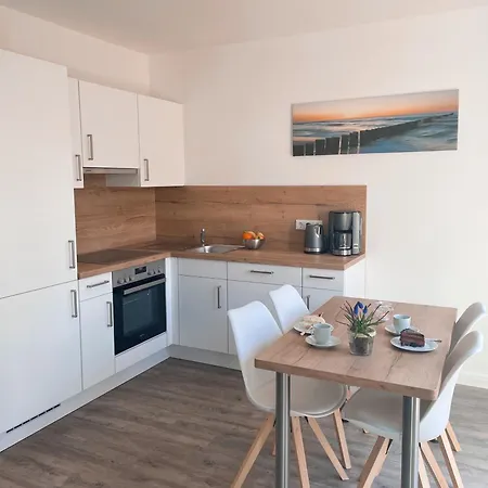 Haus Urvasi Любек